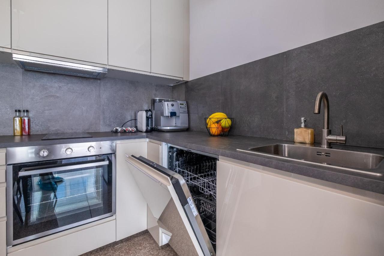 Julie'S Sunny Cozy Apartment With Balcony Sofia Bagian luar foto