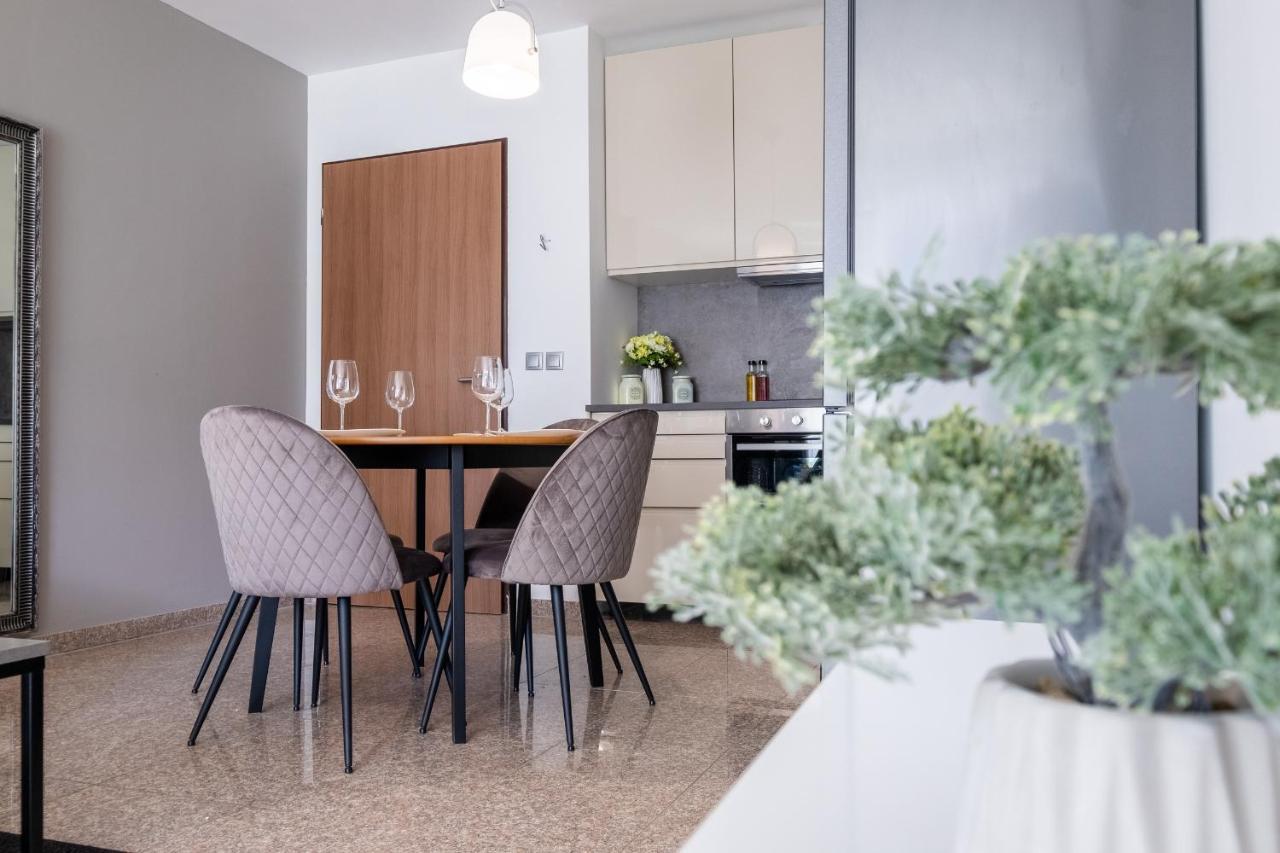 Julie'S Sunny Cozy Apartment With Balcony Sofia Bagian luar foto